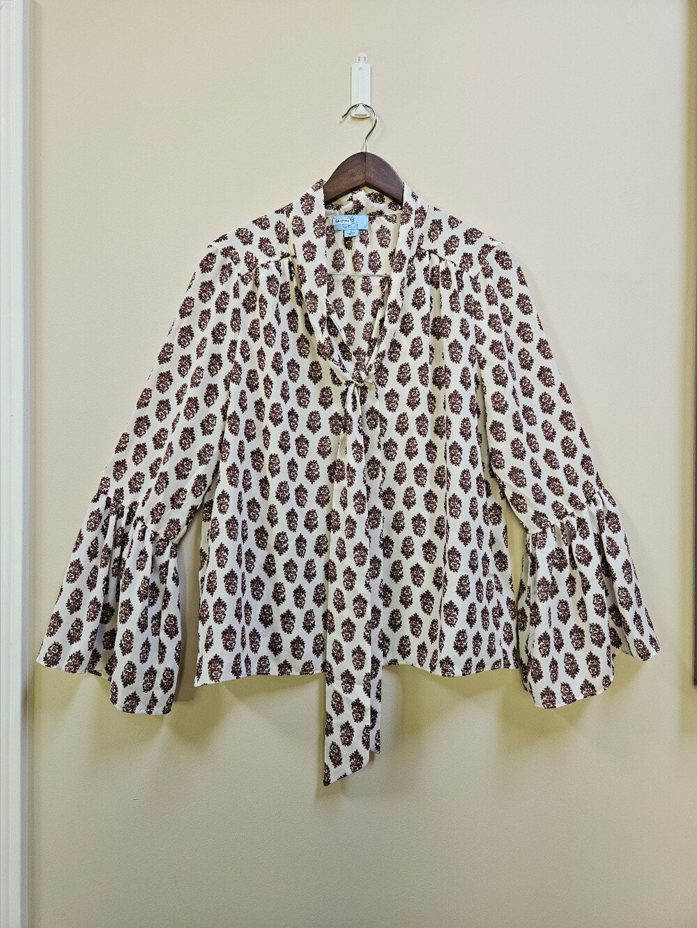CeCe Tie Neck Bell Sleeve Floral Print Top M Boho Cottagecore Office Business